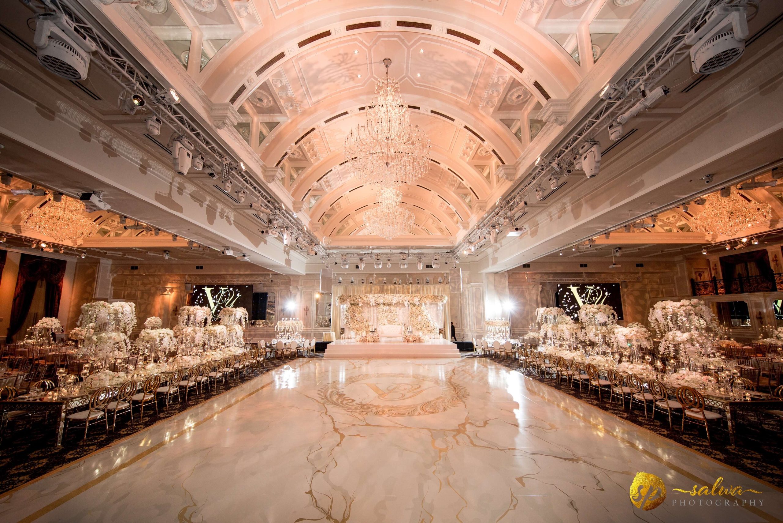 Grand Ballroom / Decor